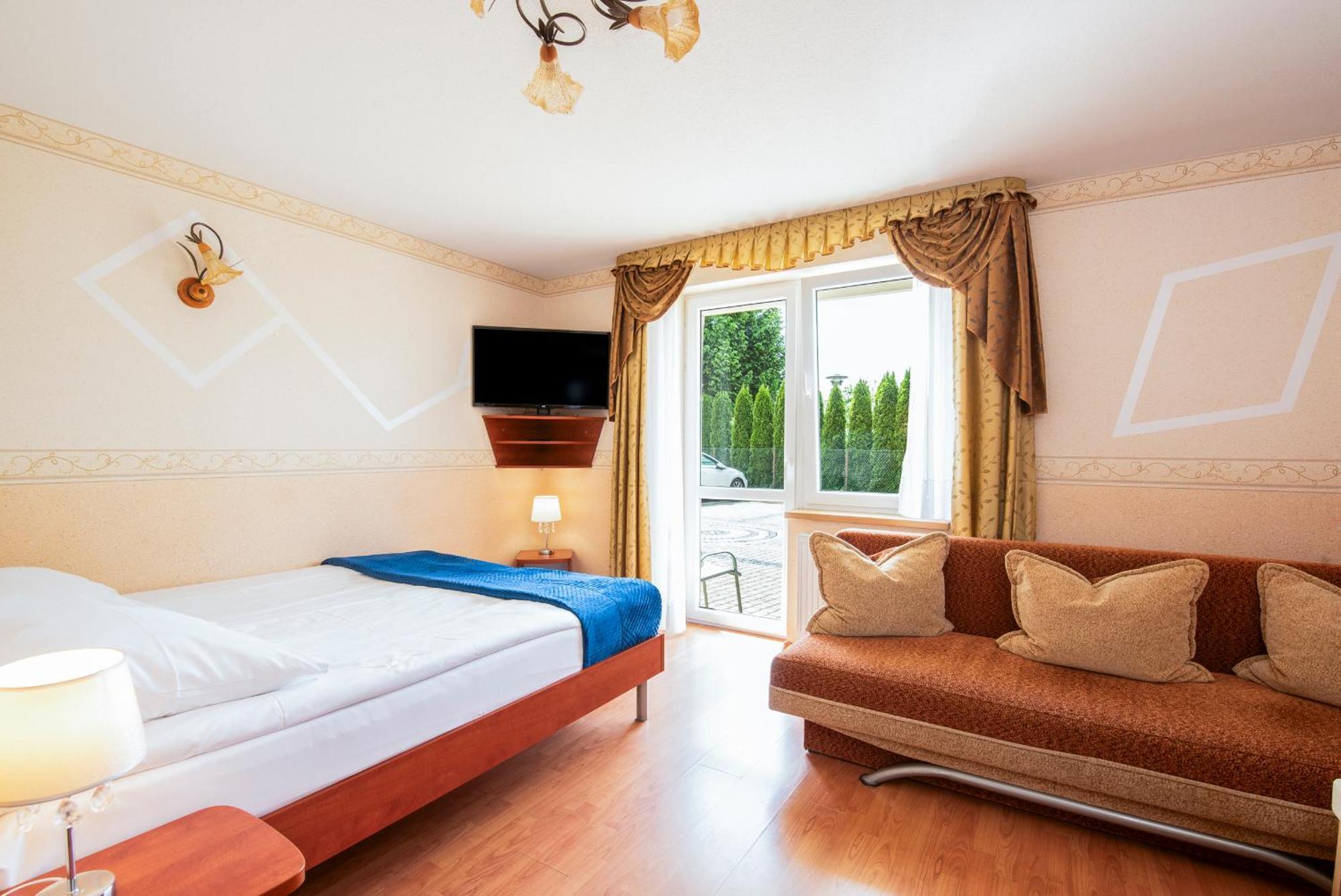 Villa Dora Mielno  Buitenkant foto